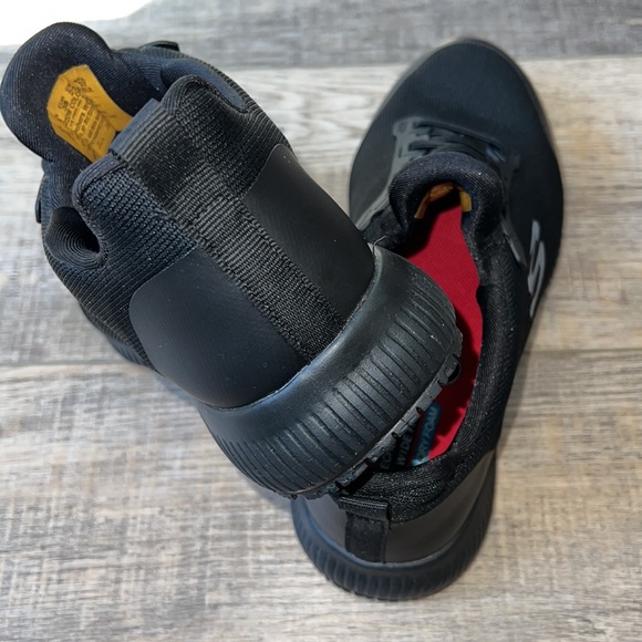 SOLD SOLD SOLD 👟Skechers 👟WORK Wide Fit Slip Resistant Slip On SneakersSize 8 - Picture 10 of 10